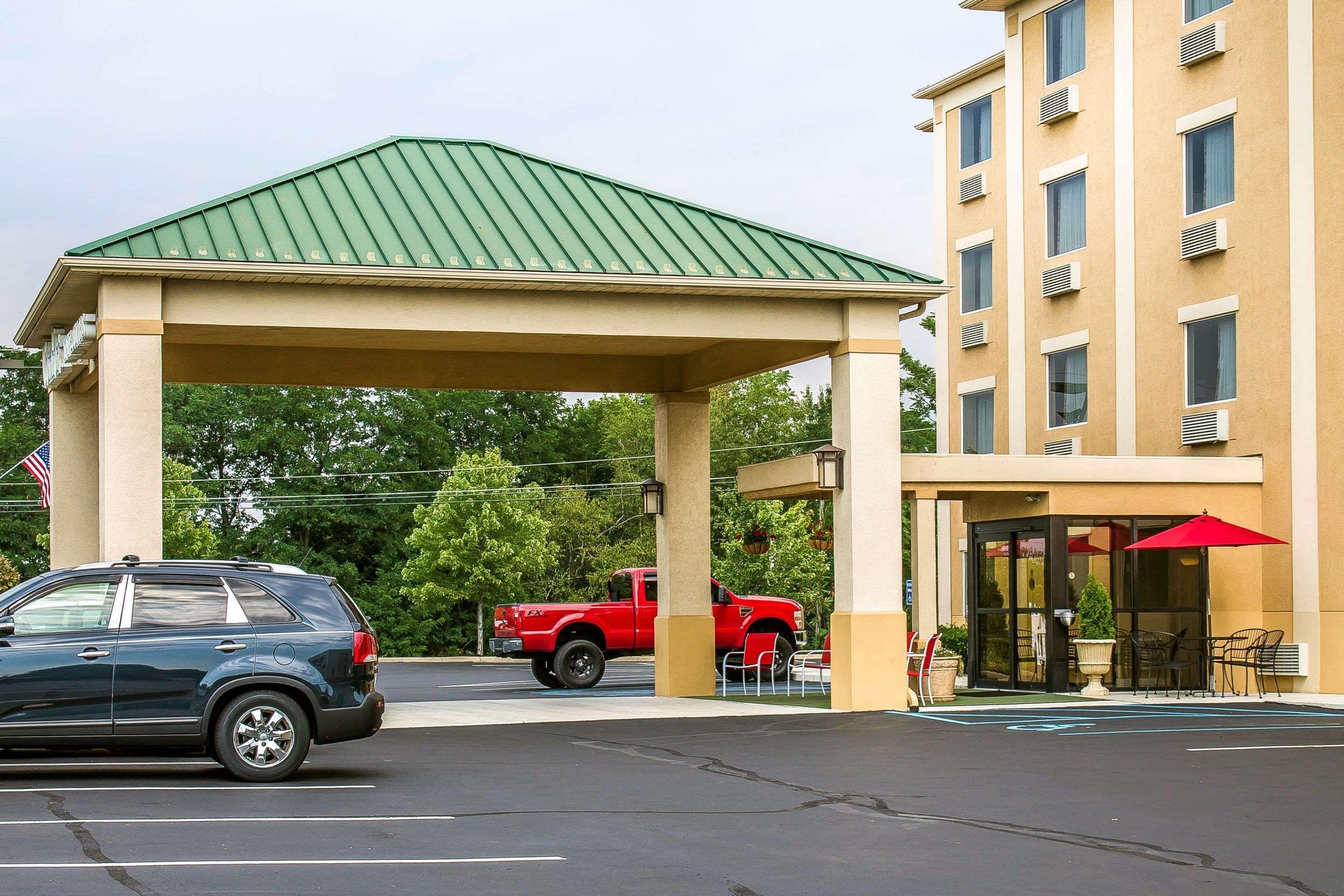 Comfort Inn & Suites Wilkes Barre - Arena Exterior photo